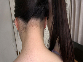 素人娘の全裸図鑑28　今時の女の子12名が恥らいながら脱衣していく様子をじっくり撮影した、変態紳士のためのヘアヌードコレクション　サンプル画像03